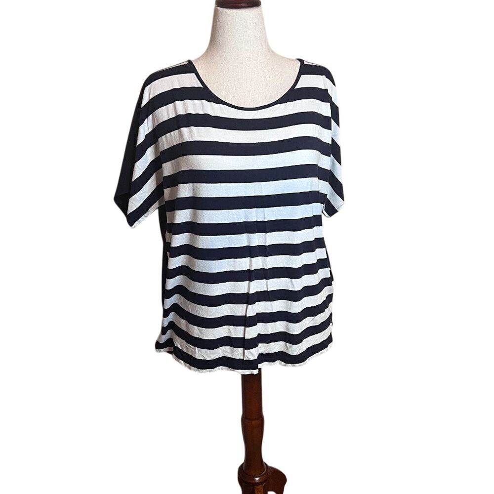 Chico's knit top navy solid back navy & white striped front loose fit Sz 1 US M